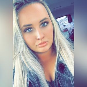 Meet your Posher, Jeaica